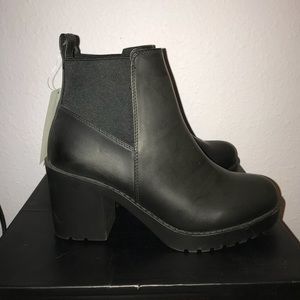 H&M black booties NTW ~*